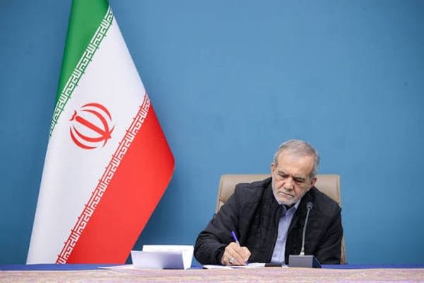 الرئيس الإيراني مسعود بزشكيان: أميركا تسعى لإثارة الخلاف وإحداث انهيار اجتماعي داخل بلادنا عبر المشكلات والقيود التي فرضتها