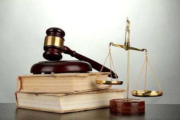 القضاة والمحامون... مواقف وطرائف