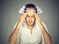 لا تهمل الدوخة عند الوقوف قد تؤدي الى مرض خطير