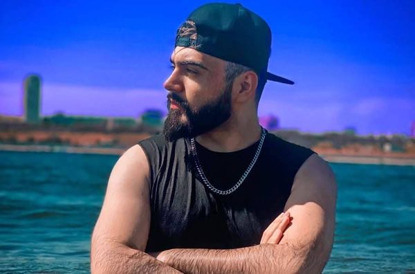 محمد كريم يحقق 7مليون مشاهدة في أغنية "ياعراقية ويا سوريا"