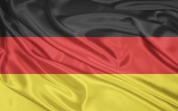 الرئيس الألماني يطالب بمزيد من التضامن مع اللاجئين وتوزيع أعباء استقبالهم بين الدول الأوروبية 