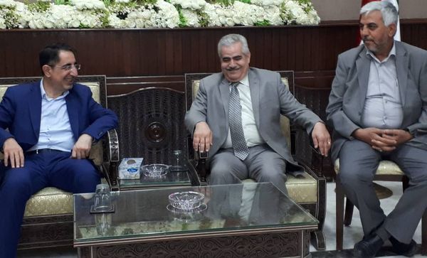 وزير الصناعة: طبيعي ان يشارك لبنان بنشاطات في سوريا