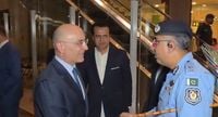 الحجار يختتم زيارته لباكستان بجولة أمنية وتقنية لتعزيز التعاون