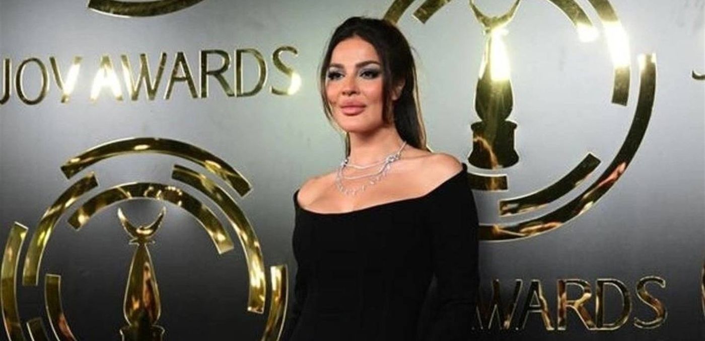 بعد أن وصفته بـ "الجلجوء".. صحفي لبناني يُقاضي نادين نجيم ويتهمها بالإساءة له
