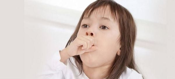 "الخُناق" عند الأطفال: أسبابه وطرق علاجه منزلياً