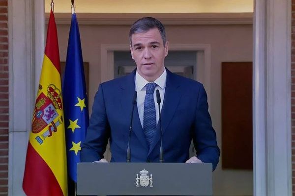 رئيس الوزراء الإسباني يرفض الانضمام لمجلس السلام بغزة