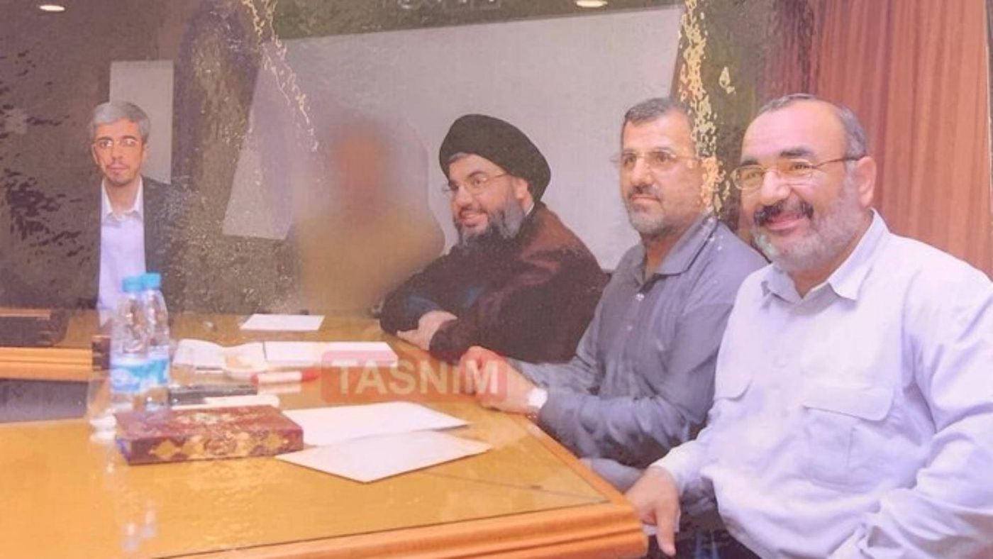 للمرة الاولى.. صورة تجمع نصرالله مع قادة عسكريين إيرانيين