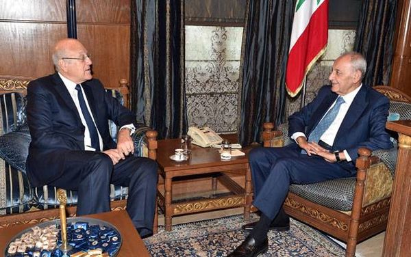 بري عرض وميقاتي تشكيل الحكومة