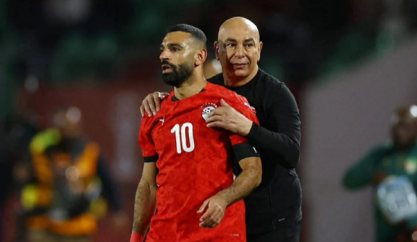حسام حسن يحسم الجدل بشأن خلافه مع محمد صلاح