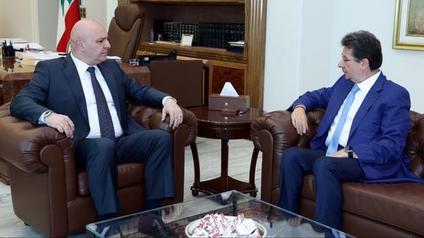 عون يبحث مع كنعان الإصلاحات المالية والمصرفية