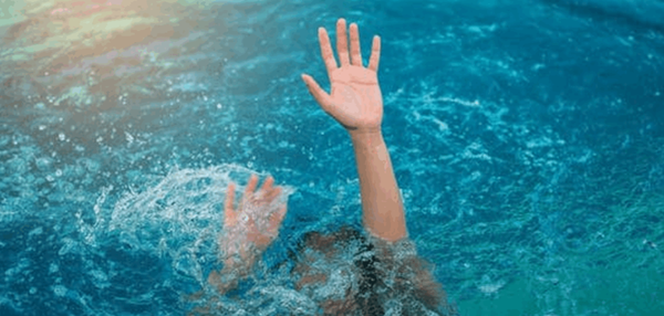 ما حقيقة غرق ممثل عربي وزميلته أثناء تصوير مشهد لمسلسل؟