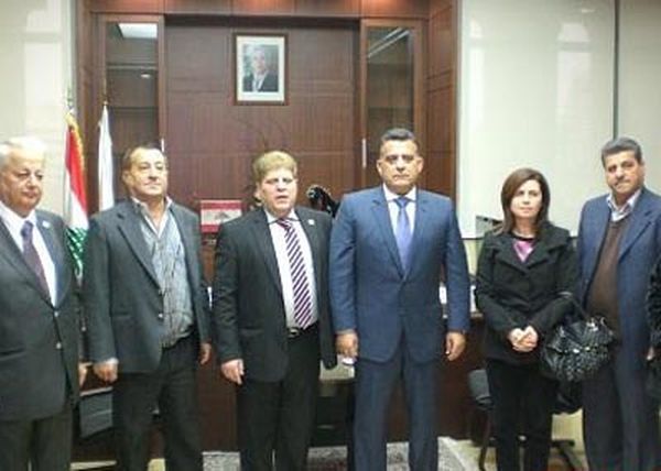 المجلس الأرثوذكسي سلّم ابراهيم رسالة طالبت بكشف
ما يجري من مُفاوضات للإفراج عن الراهبات والمطرانين