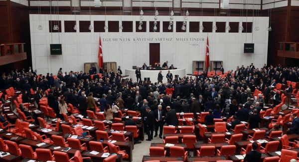 برلماني تركي: الطفل الذي لا يعرف الجهاد لا يستفيد من دراسة الرياضيات