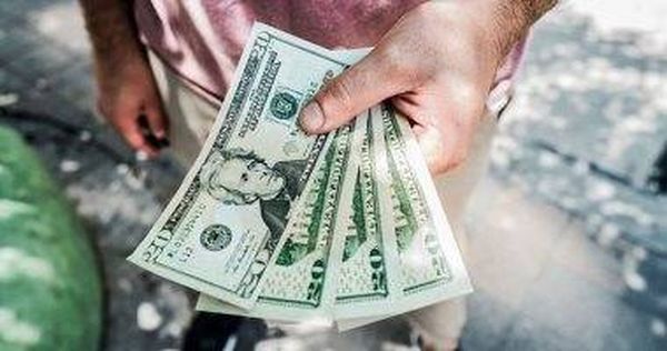 نقود من حيث لا تدري ... 7 حيل غريبة لكسب المال