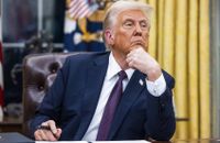 البيت الأبيض يوضح سبب الضمادة على يد ترامب