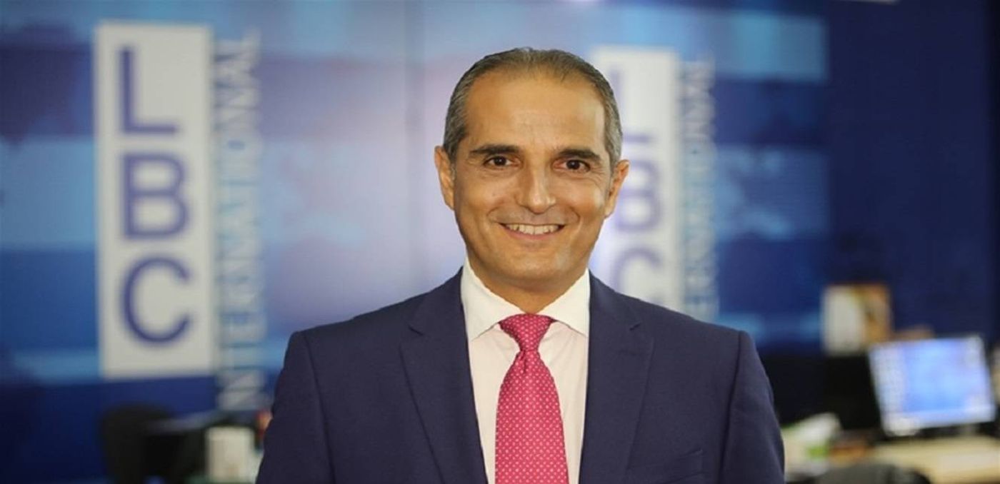 الإعلامي يزبك وهبة يحتفل بتخرج ابنه