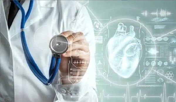 خلال 15 ثانية فقط.. سماعة ذكية تكشف أمراض القلب