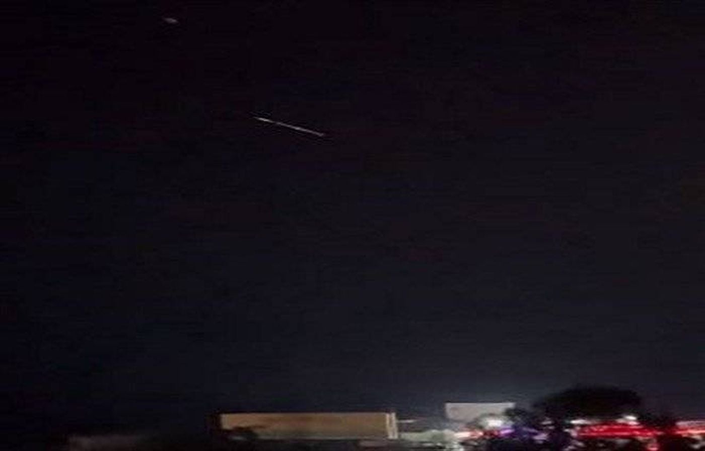 ما حقيقة الجسم الغريب الذي مرّ في سماء لبنان؟