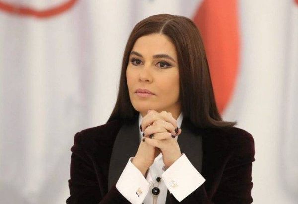 عودة ميسي.. رئيس الليغا يحسم صدام لابورتا وتشافي