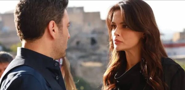 مسلسل "المدينة البعيدة" يواجه حملات مقاطعة.. وهذا ما تم كشفه عن نهاية الموسم الأول