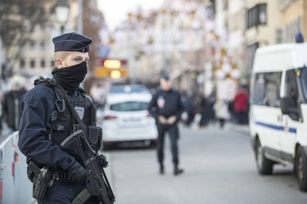 بعد هجوم نيس.. عملية طعن جديدة في أفينيون الفرنسية