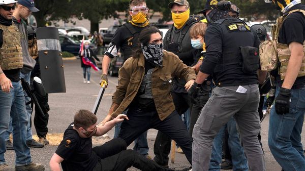 احتجاجات في بورتلاند الأميركية تشهد اشتباكات وإطلاق نار