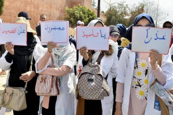 الأساتذة المتعاقدون سيعودون إلى التعليم.. ولكن