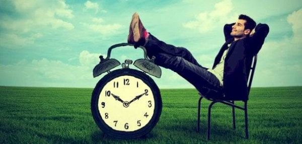 التسويف عادة لها أسباب نفسيّة