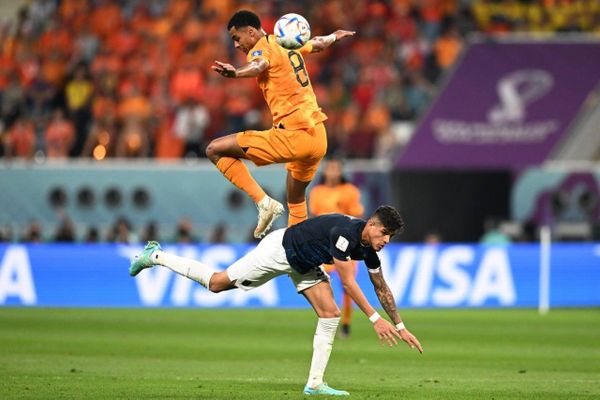 خاكبو "نفاثة" هولندية في كأس العالم مطلوبة في الدوري الإنكليزي