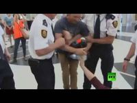 اعتصام داخل مبنى البرلمان الاسترالي (فيديو)