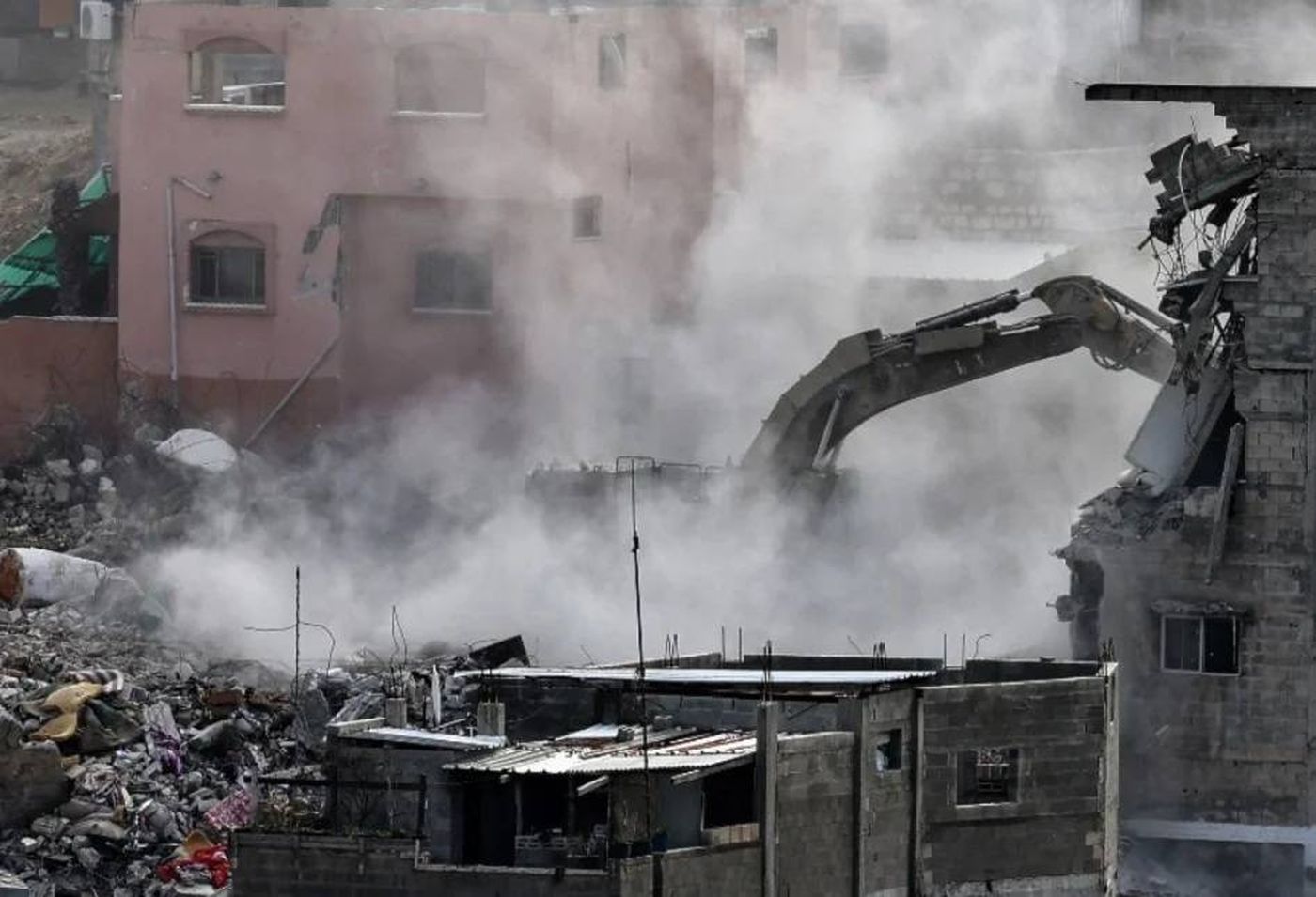 الرئاسة الفلسطينية وحماس تدينان قرارات الاحتلال بشأن الأراضي في الضفة الغربية