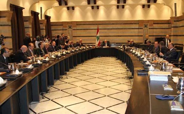 تفعيل الحكومة الى الواجهة