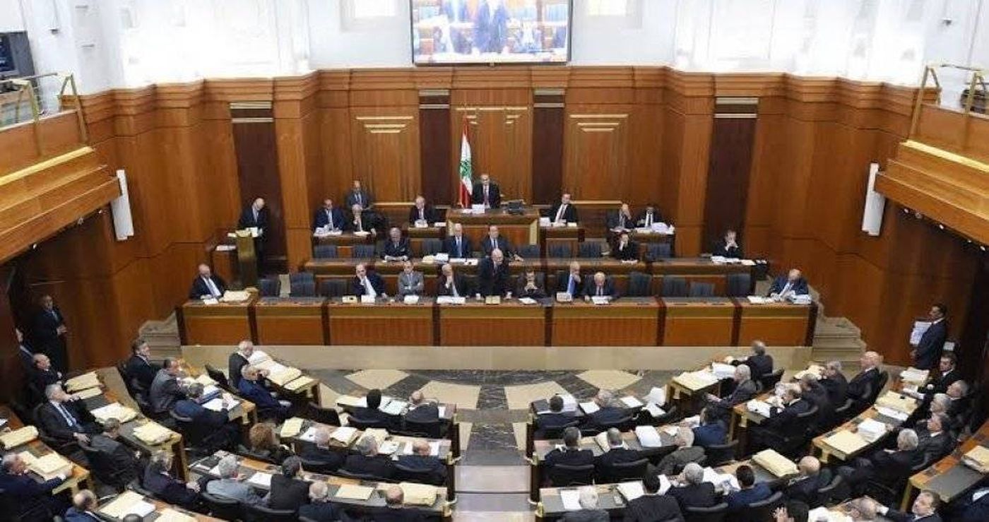 الجلسة الثانية لانتخاب رئيس للجمهورية: "التيار" يتجه للمقاطعة و43 ورقة بيضاء واسم لبنان باق