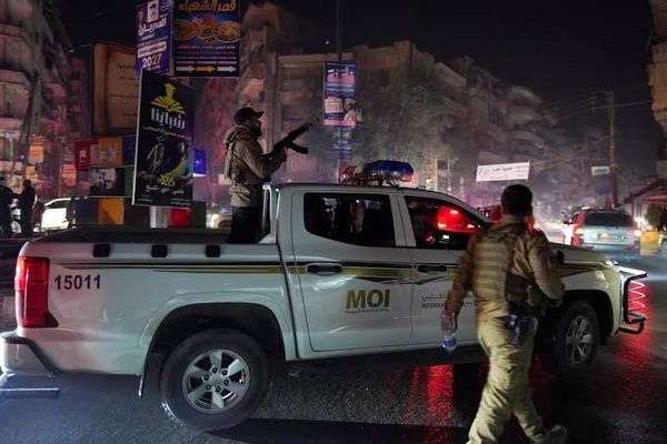 سوريا... قتلى وجرحى في استهداف حافلة بريف حماة