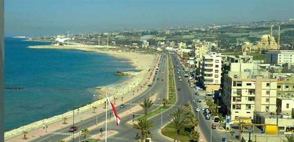إغلاق محال تجارية ومطاعم وملاحم في صيدا بسبب ارتفاع سعر صرف الدولار