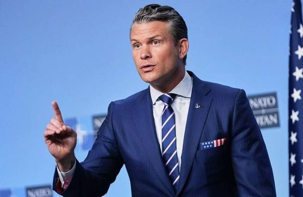 هيغسيث: حظر نفط فنزويلا مستمر عالمياً