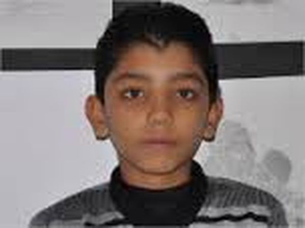 محمد قريقع.. طفل برتبة فنان 