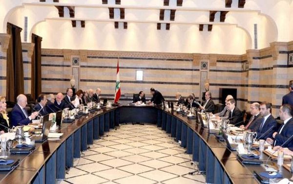 هل ولد مرسوم «الدرجات الست» ميتاً؟
