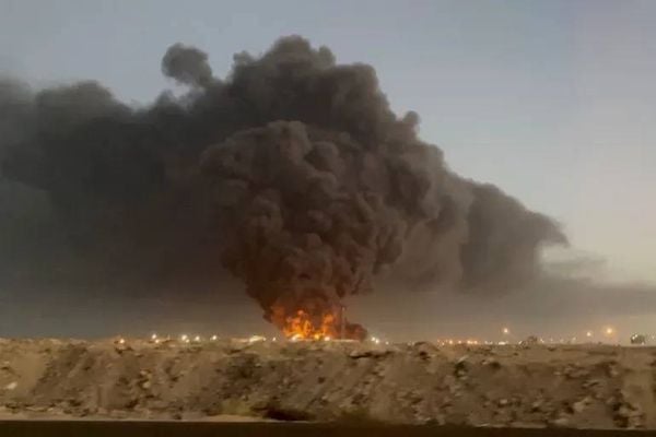 وكالة "سبأ" في صنعاء: 26 غارة جوية سعودية استهدفت صنعاء ظهر اليوم