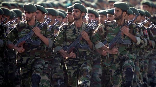 الحرس الثوري: أي تحرك إسرائيلي ضد إيران سيواجه بقصفها بالصواريخ