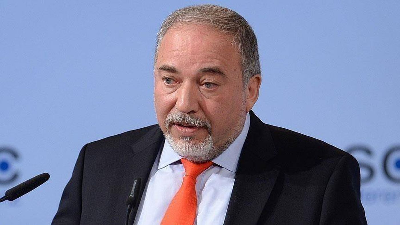 ليبرمان يتهم نتنياهو: يسرق أموال الجنود ويوزعها على الحريديم