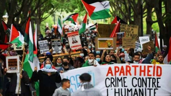 غارات «اسرائيلية» على مواقع المقاومة الفلسطينية في غزة
تظاهرات في بريطانيا: لإنهاء الدعم العسكري لاحتلال فلسطين