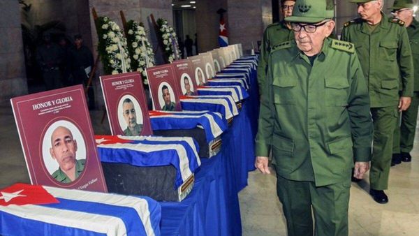 كوبا تستقبل رفات 32 جنديًا قُتلوا في اختطاف مادورو