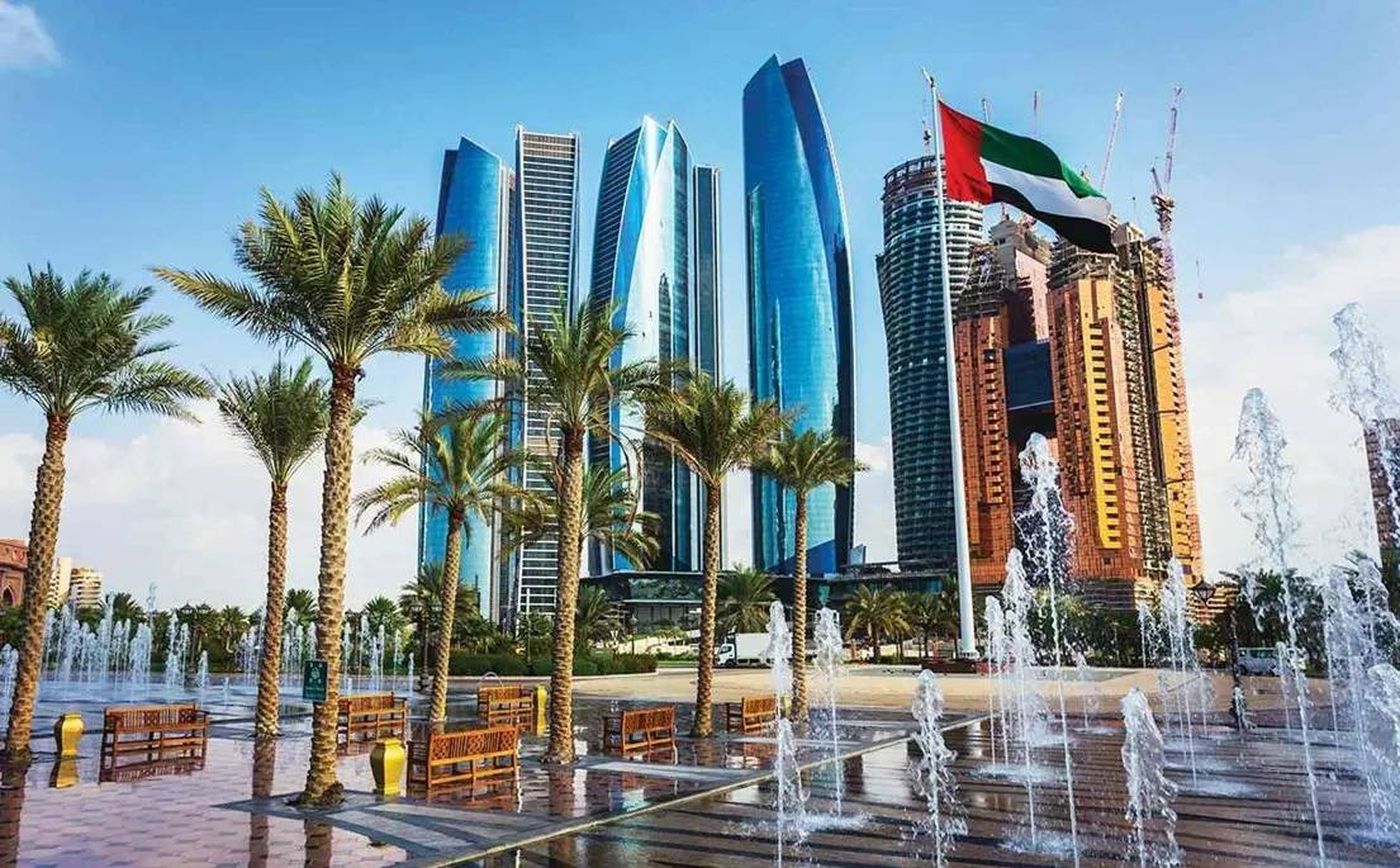 الإمارات تعلن نيتها استثمار 50 مليار دولار بمشاريع الطاقة والذكاء الاصطناعي في كندا