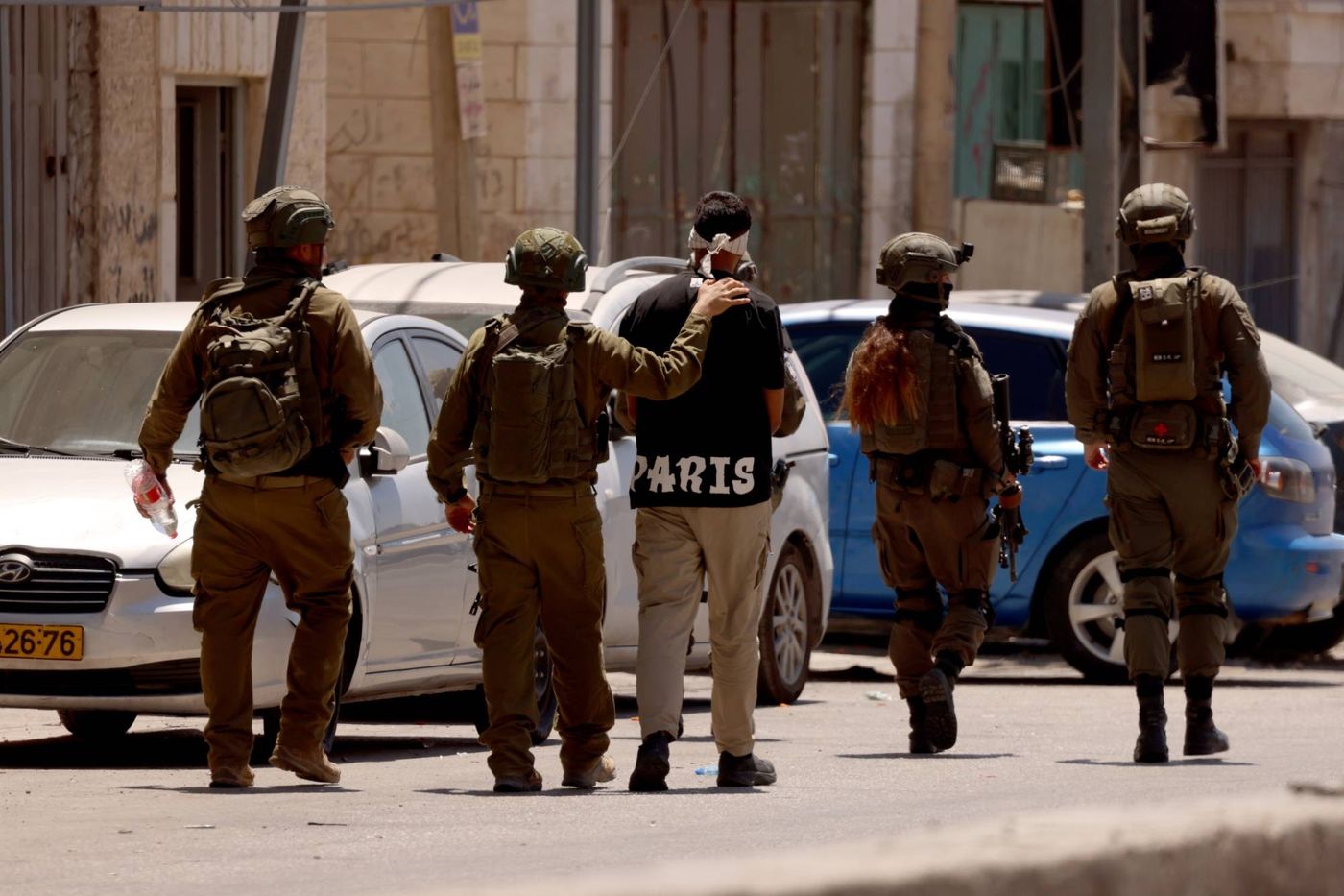 عملية إسرائيلية في عقربا.. قتيل و4 اعتقالات وعشرات الاستجوابات