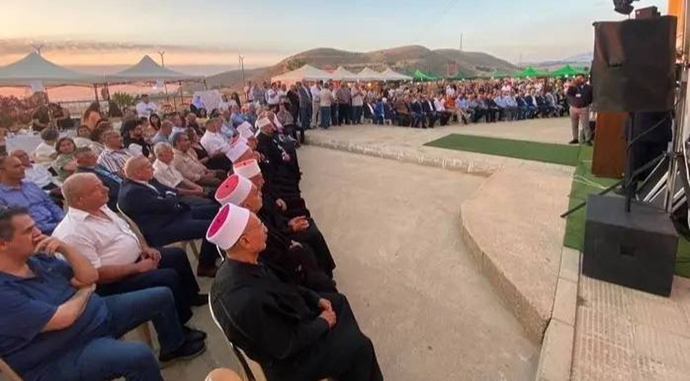 مهرجانات شارون تنطلق بحضور سياسي وديني وشعبي