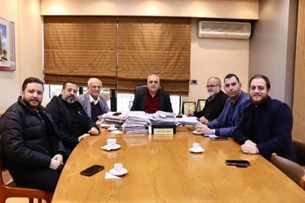 كركي يبحث مع أصحاب الأفران تنظيم العمالة<br />
<br />
ومعالجة أوضاعهم مع الضمان