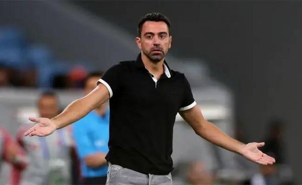 تشافي يتلقى أول عرض
بعد إعلان رحيله عن برشلونة