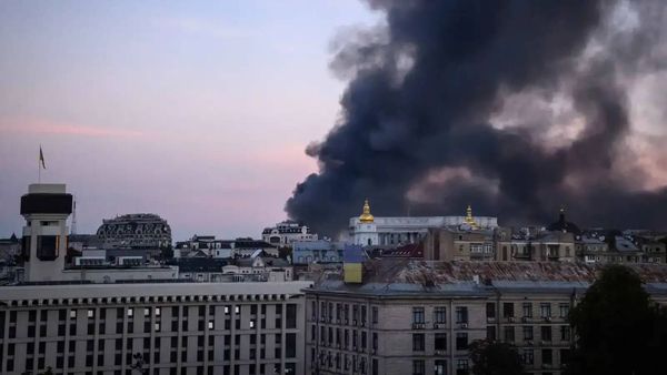 مئات المسيّرات في سماء روسيا وأوكرانيا... هجمات ليلية مكثفة وسقوط ضحايا