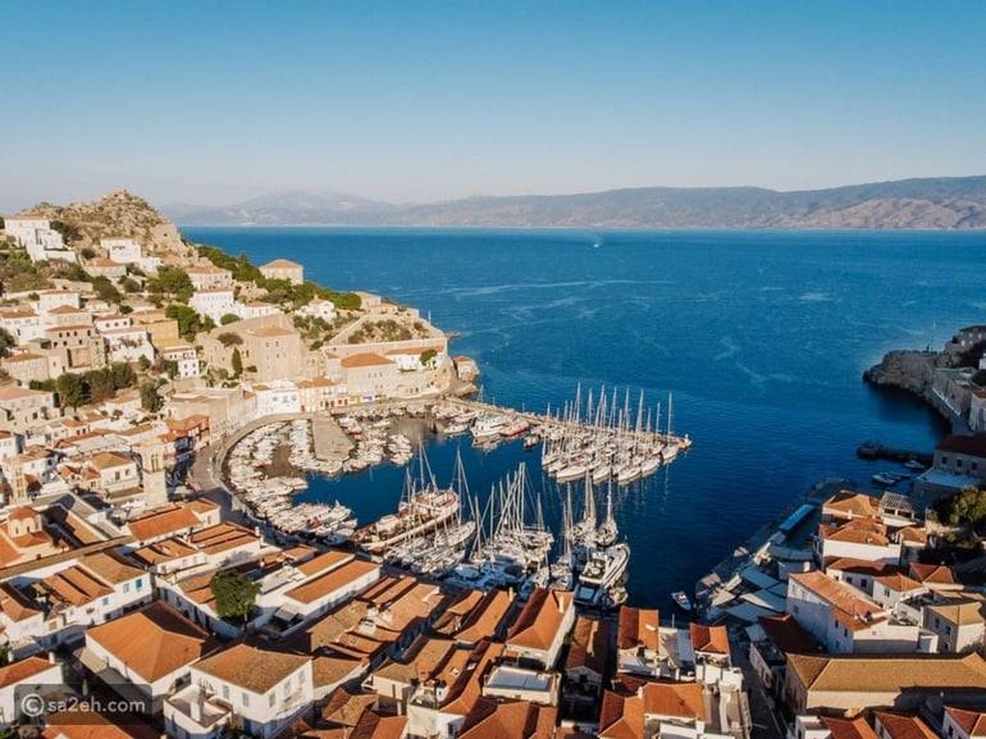 هيدرا اليونانية… جزيرة المشاة والجمال التقليدي بعيداً عن ضوضاء المدن